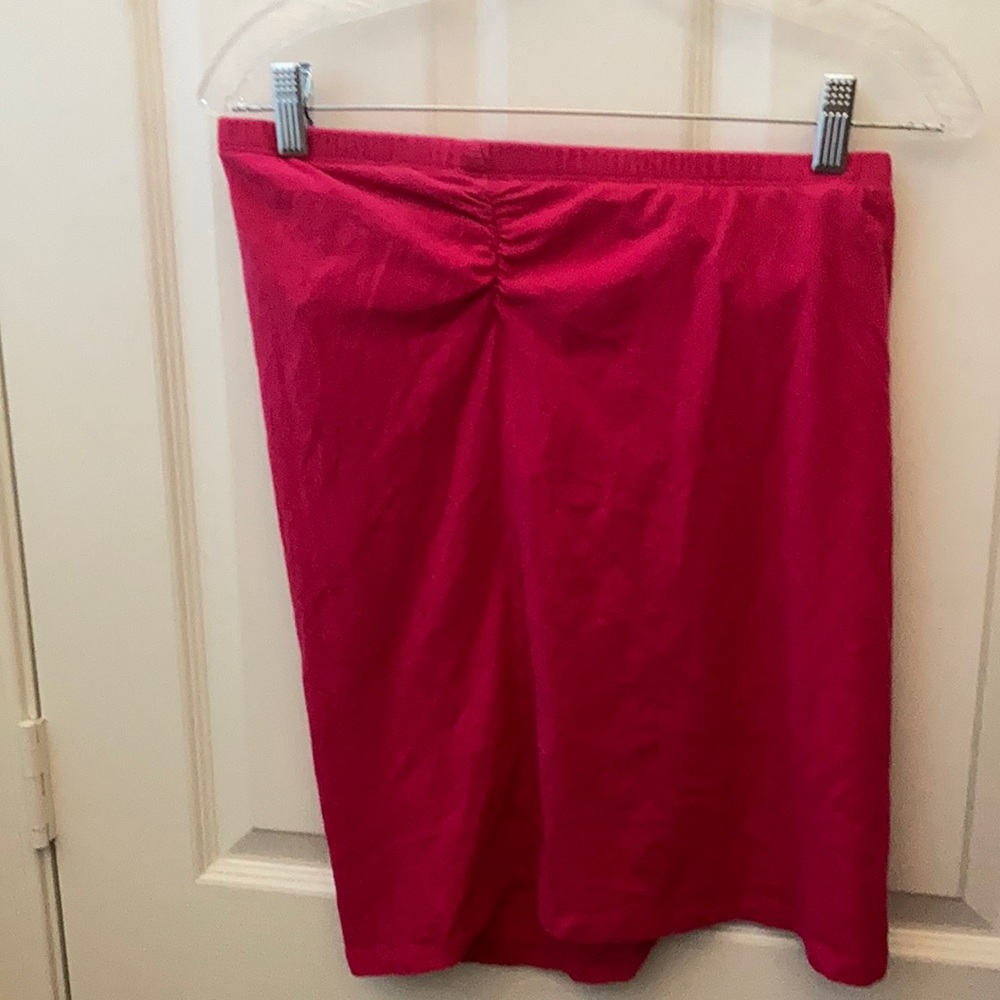 FINAL MARKDOWN Active basic strapless top large